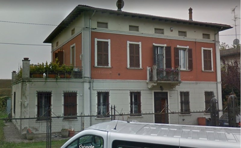Villa bifamiliare in Vendita a Finale Emilia, 260'000€, 300 m², arredato
