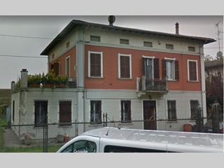 Villa bifamiliare in Vendita a Finale Emilia, 260'000€, 300 m², arredato