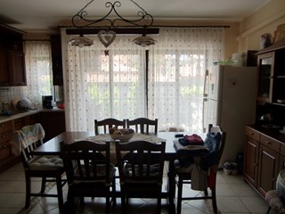 Quadrilocale in Vendita a Nicolosi, 135'000€, 115 m², con Box