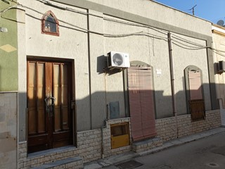 Casa Indipendente in Vendita a Taranto, zona Via Cacace 260 Talsano , 90'000€, 110 m²