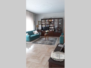 Casa Indipendente in Affitto a Bagnolo Mella, 700&euro;, 120 m², arredato