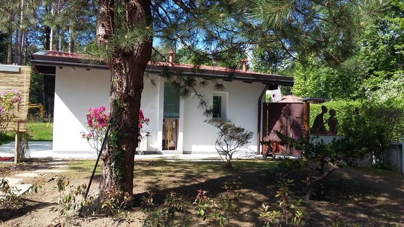 Trilocale in Affitto a Cantù, 1'000€, 67 m², arredato