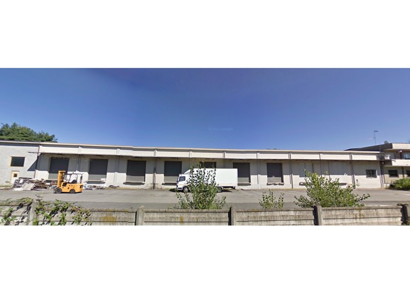 Capannone in Vendita a Cressa, zona INDUSTRIALE, 1'150'000€, 2000 m²