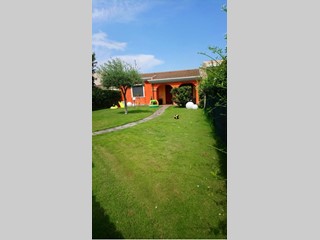 Villetta a schiera in Vendita a Capoterra, zona La residenza del sole, 162'000€, 65 m²