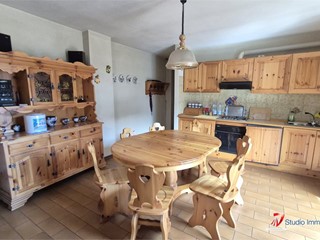 Quadrilocale in Vendita a Edolo, 75'000&euro;, 80 m²