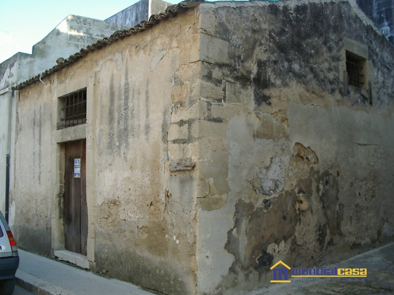 Casa Indipendente in Vendita a Pachino, 55'000€, 153 m²