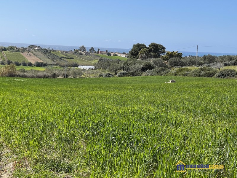 Terreno edificabile in Vendita a Pachino, 50'000€, 10688 m²