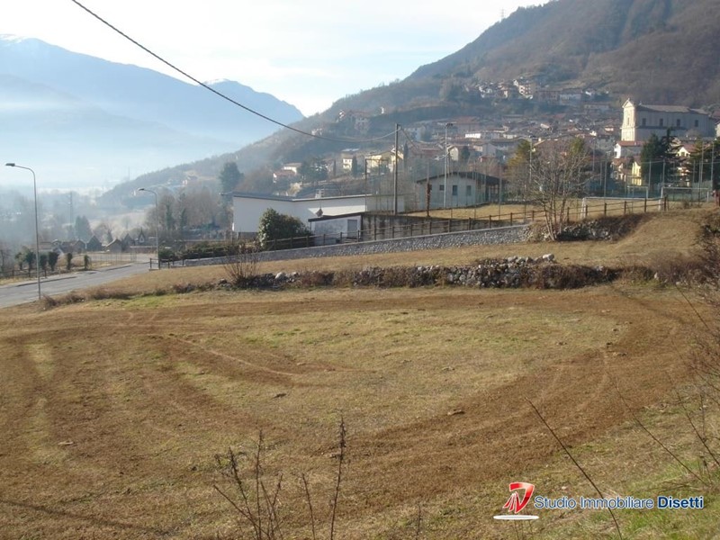 Terreno edificabile in Vendita a Losine, 119'000€, 1025 m²