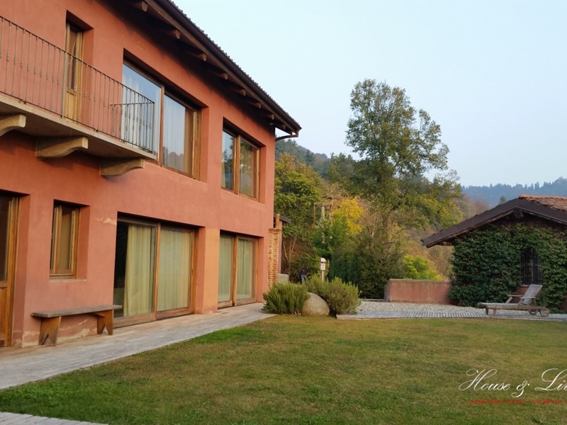 Villa in Affitto a Torino, 2'800€, 400 m²