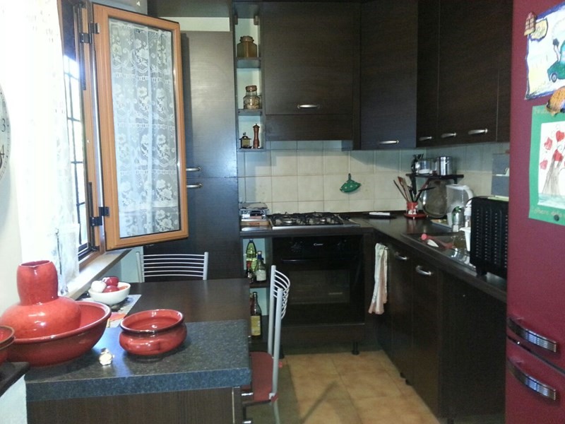 Villetta a schiera in Vendita a Campagnano di Roma, zona cassia antica, 150'000€, 100 m²