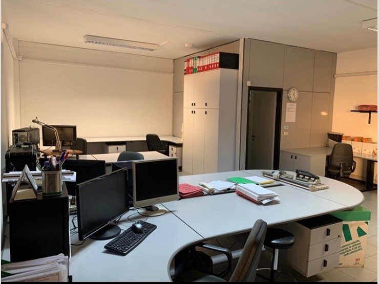 Ufficio in Vendita a Roncadelle, 130'000€, 100 m², arredato