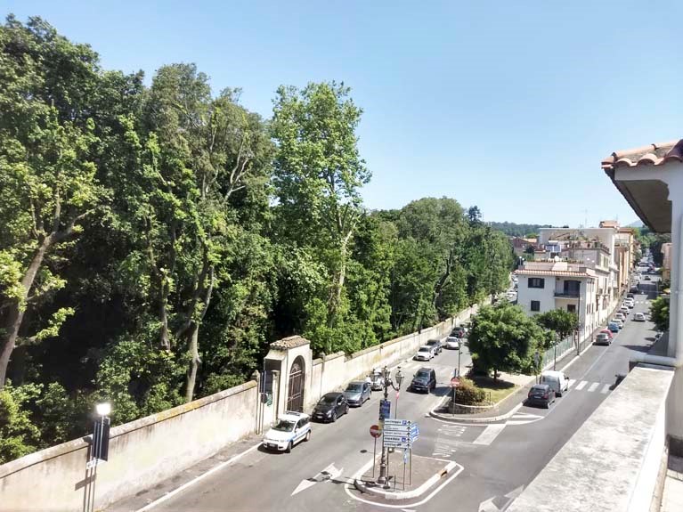 Attico in Vendita a Ariccia, zona CENTRO, 125'000€, 70 m²