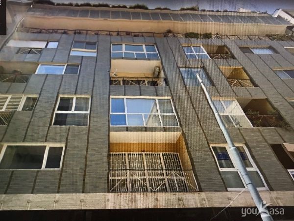 Trilocale in Vendita a Bari, zona Madonella, 270'000€, 110 m², arredato