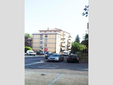 Laboratorio in Vendita a Ariccia, zona POSTE, 55'000€, 80 m²