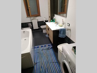 Bilocale in Vendita a Vermezzo con Zelo, zona Roggia leona, 90'000€, 75 m², arredato