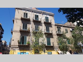 Bilocale in Vendita a Palermo, zona Dante, 58'000€, 60 m²