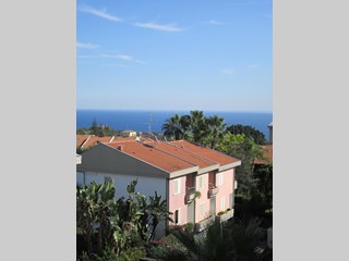 Villa in Vendita a San Gregorio di Catania, zona Via Brenta 17/19, 365'000€, 200 m², con Box