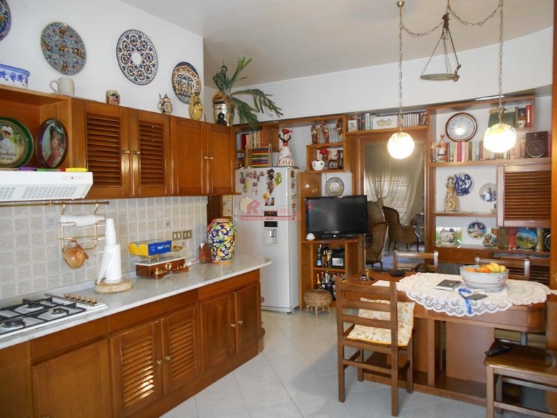 Appartamento in Vendita a Tremestieri Etneo, zona via Carnazza 75, 260'000€, 140 m²