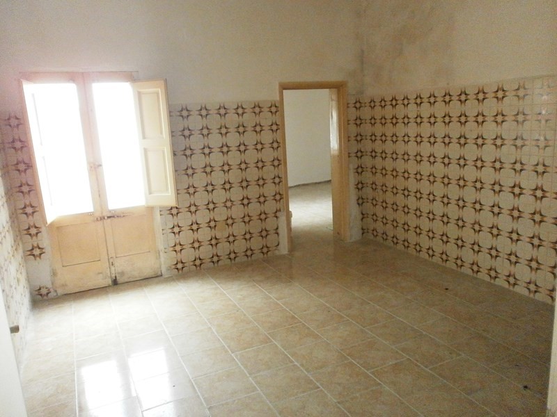 Casa Indipendente in Vendita a Manduria, zona villa comunale, 45'000€