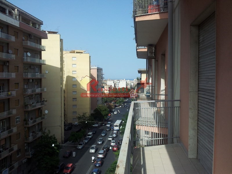 Trilocale in Vendita a Catania, zona Viale M. Rapisardi 293, 105'000€, 88 m²