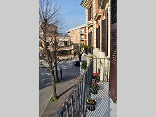 Appartamento in Vendita a Terracina, zona Centro, 395'000€, 110 m², arredato