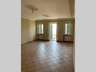 Trilocale in Vendita a Travagliato, 120'000€, 90 m²