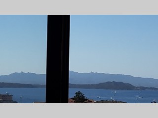 Appartamento in Vendita a La Maddalena, zona panoramica, 360'000€, 240 m²