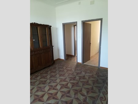 Quadrilocale in Vendita a Genova, zona cornigliano, 49'000€, 70 m²