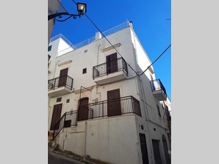 Casa Indipendente in Affitto a Ostuni, 600€, 70 m², arredato