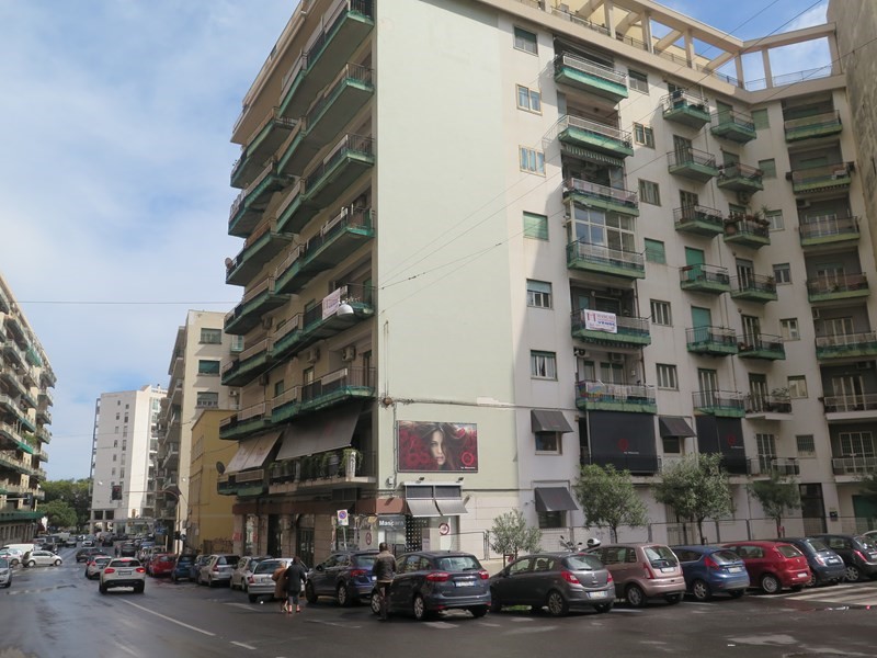 Appartamento in Vendita a Catania, zona Via Asiago n. 23, Catania . Zona Corso Italia, 310'000€, 190 m²