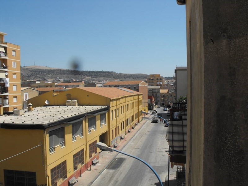 Quadrilocale in Vendita a Porto Empedocle, zona Centrale, 35'000€, 50 m², arredato