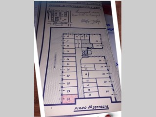 Box in Vendita a Vimercate, zona Oreno , 8'000€, 11 m²