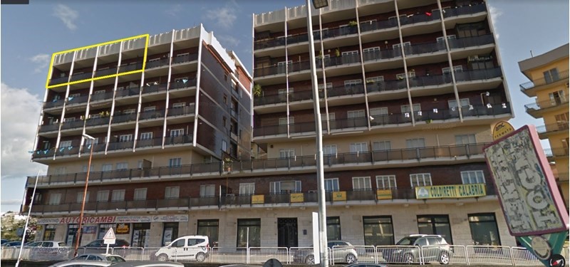 Appartamento in Vendita a Catanzaro, zona via Barrio, 170'000€, 180 m²