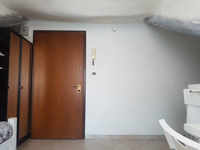 Mansarda in Affitto a Torino, zona San Donato, 350€, 20 m², arredato