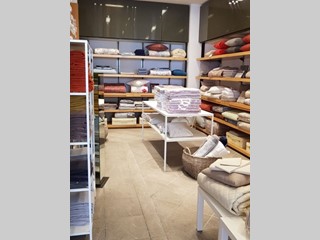 Ufficio in Vendita a Carpi, 155 m²