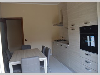 Trilocale in Affitto a Casoria, 600€, 80 m², arredato