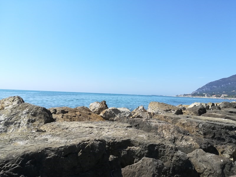 Villetta a schiera in Affitto a San Felice Circeo, zona Lungomare Europa, 1'100€, arredato