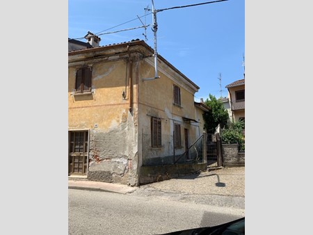 Casa Indipendente in Vendita a Pavia, zona Carbonara al ticino, 49'000€