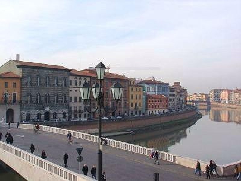 Quadrilocale in Affitto a Pisa, zona Lungarno, 1'050€, 110 m²