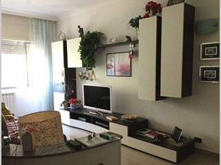 Appartamento in Vendita a Nettuno, zona Poligono, 206'000€, 130 m²