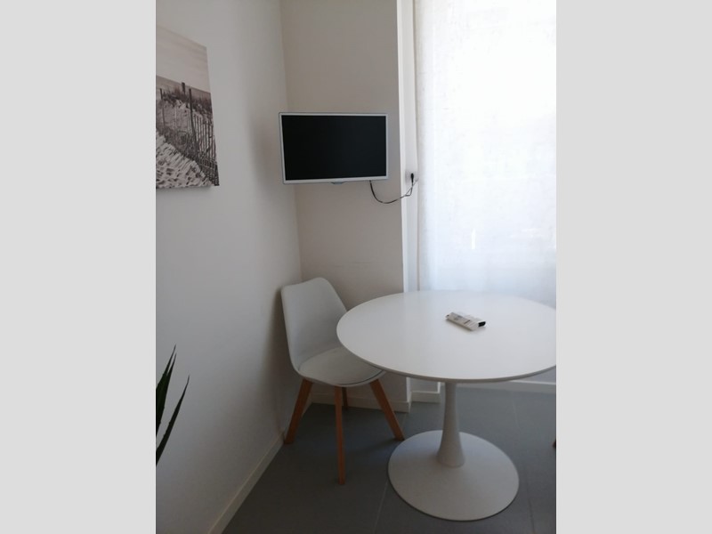 Bilocale in Affitto a Bari, zona CENTRO, 650€, 45 m²