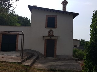 Villa in Vendita a Palombara Sabina, zona PALOMBARA SABINA, 149'000&euro;, 85 m²