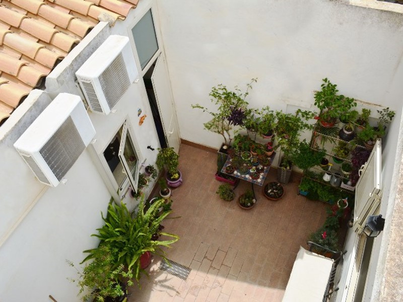 Casa Indipendente in Vendita a Noto, zona Centro storico, 205'000€, 150 m²