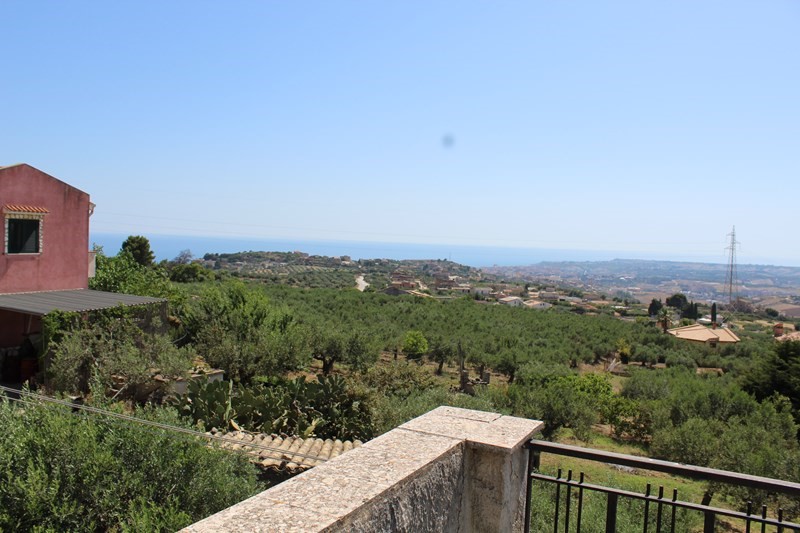 Casa Indipendente in Vendita a Sciacca, zona San Calogero, 79'000€, 90 m²