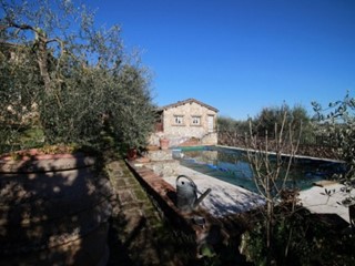Villa in Vendita a Sovicille, 950'000€, 289 m²