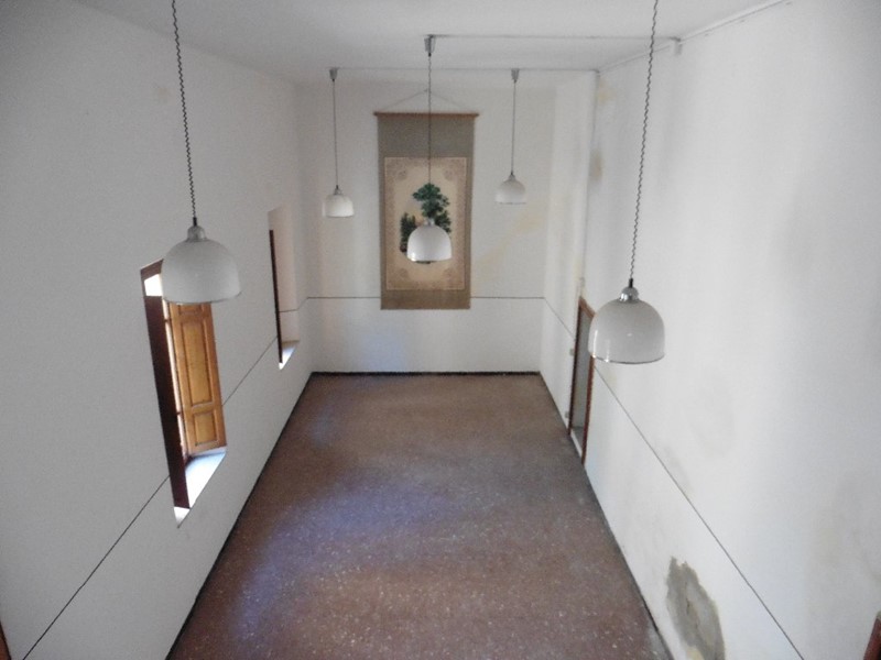 Trilocale in Vendita a Calci, zona Castelmaggiore, 80'000€, 110 m²