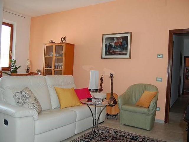 Quadrilocale in Vendita a Castelnuovo Berardenga, zona Pianella, 170'000€, 85 m², con Box