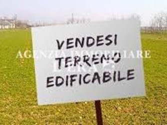 Terreno edificabile in Vendita a Pontedera, 130'000€, 