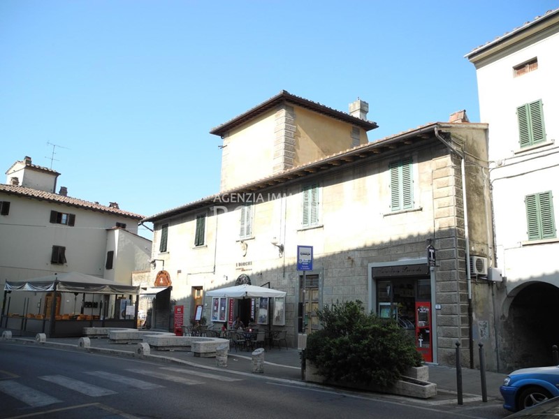 Casa Indipendente in Vendita a Vinci, 195'000€, 200 m²