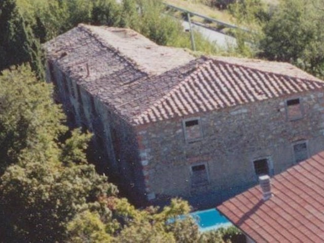 Casale in Vendita a Volterra, 400'000€, 644 m²